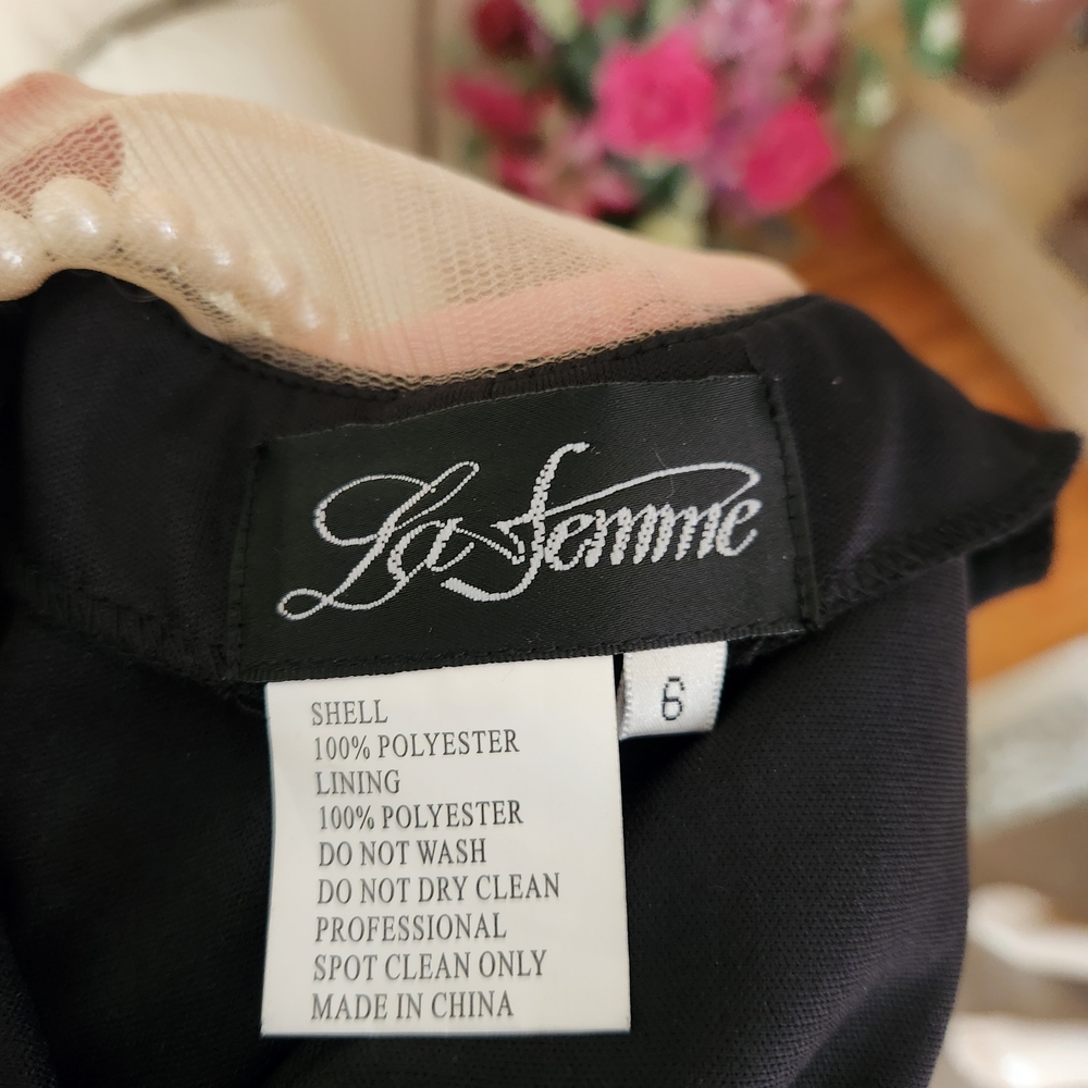 Stunning La Femme 19814 Pearl-Back Jersey Gown Size 6 Black - Picture 11 of 13